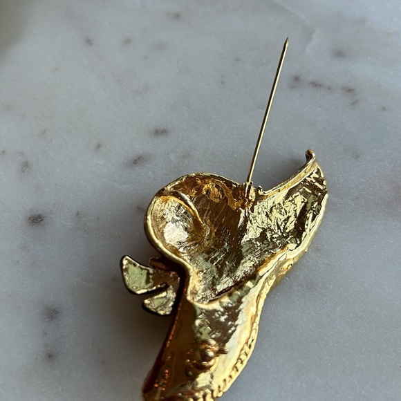 Wrap from Vivante by USA and red hat brooch or pendant for the Red Hat Society - Picture 11 of 17